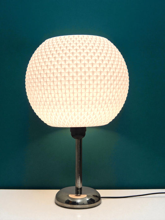 3D Printed round table lamp