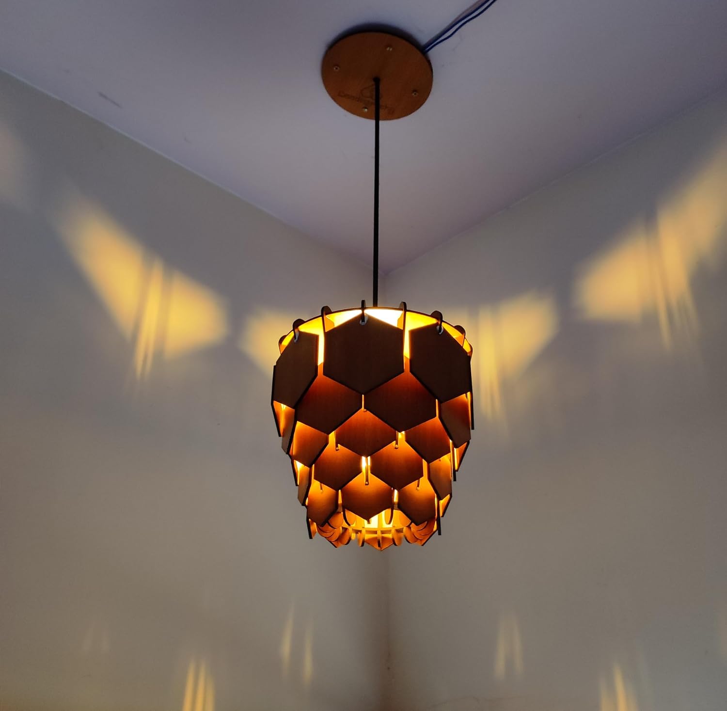 woodiography Wooden Chandelier Hanging Light Wooden Modern Ceiling Pendant Lamp with Adjustable Cord Ceiling Light for Bedroom Living Dining Room